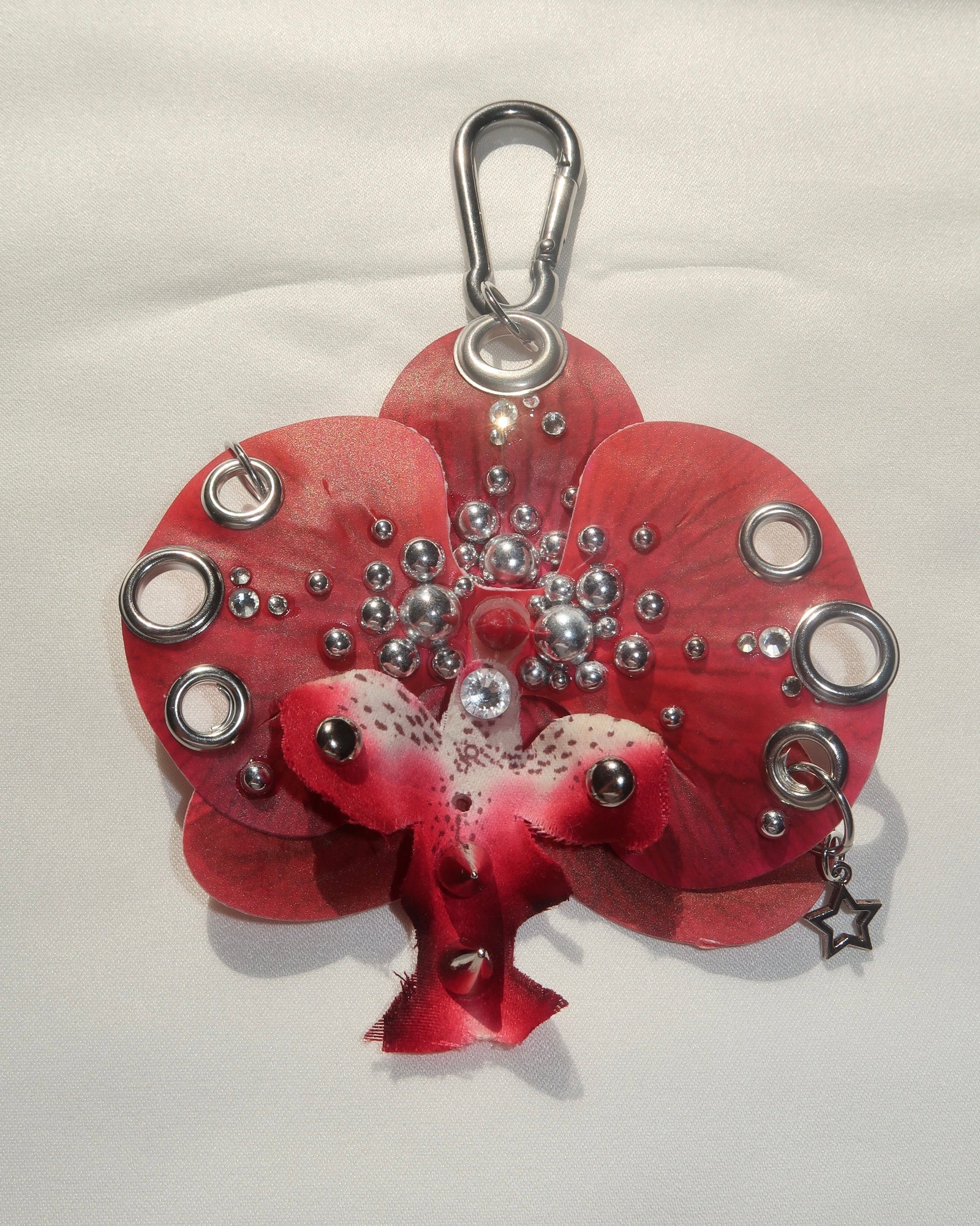 RED STAR ORCHID Keychain