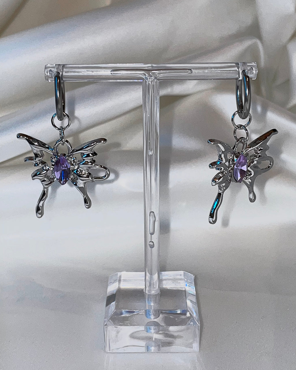 Butterfly ear hoops - Violence Purple