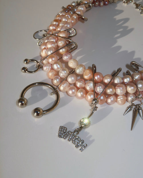 B!TCH NECKLACE