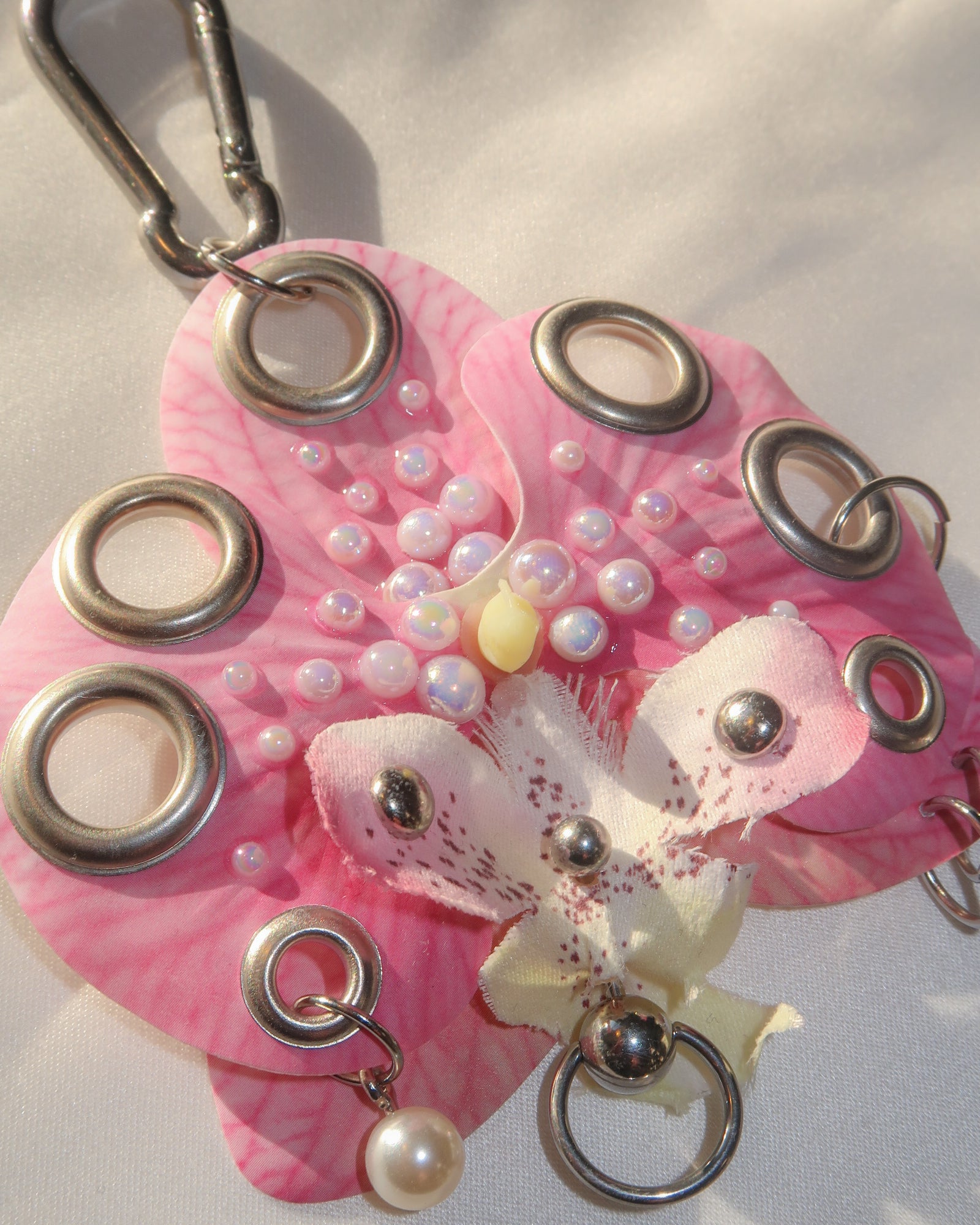 PINKY CUNTY ORCHID Keychain