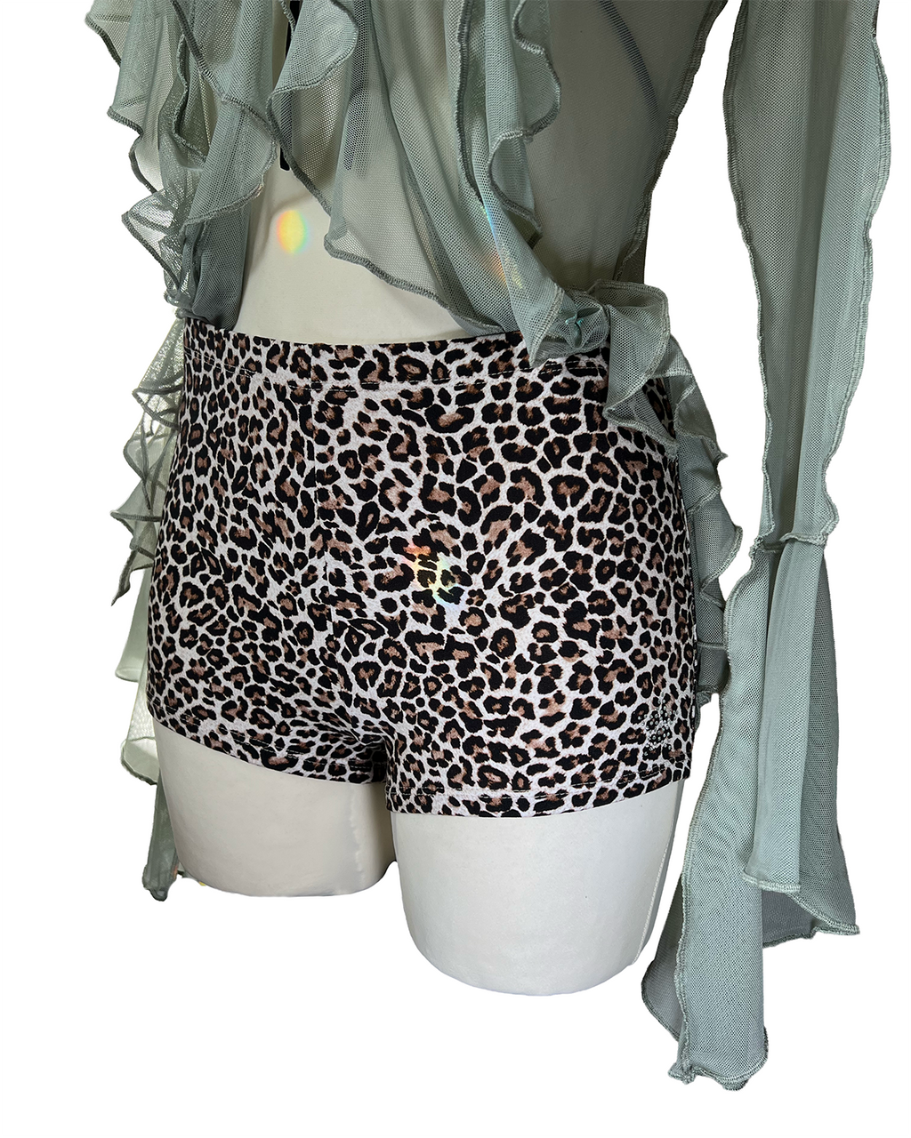 LEO Hot Pants