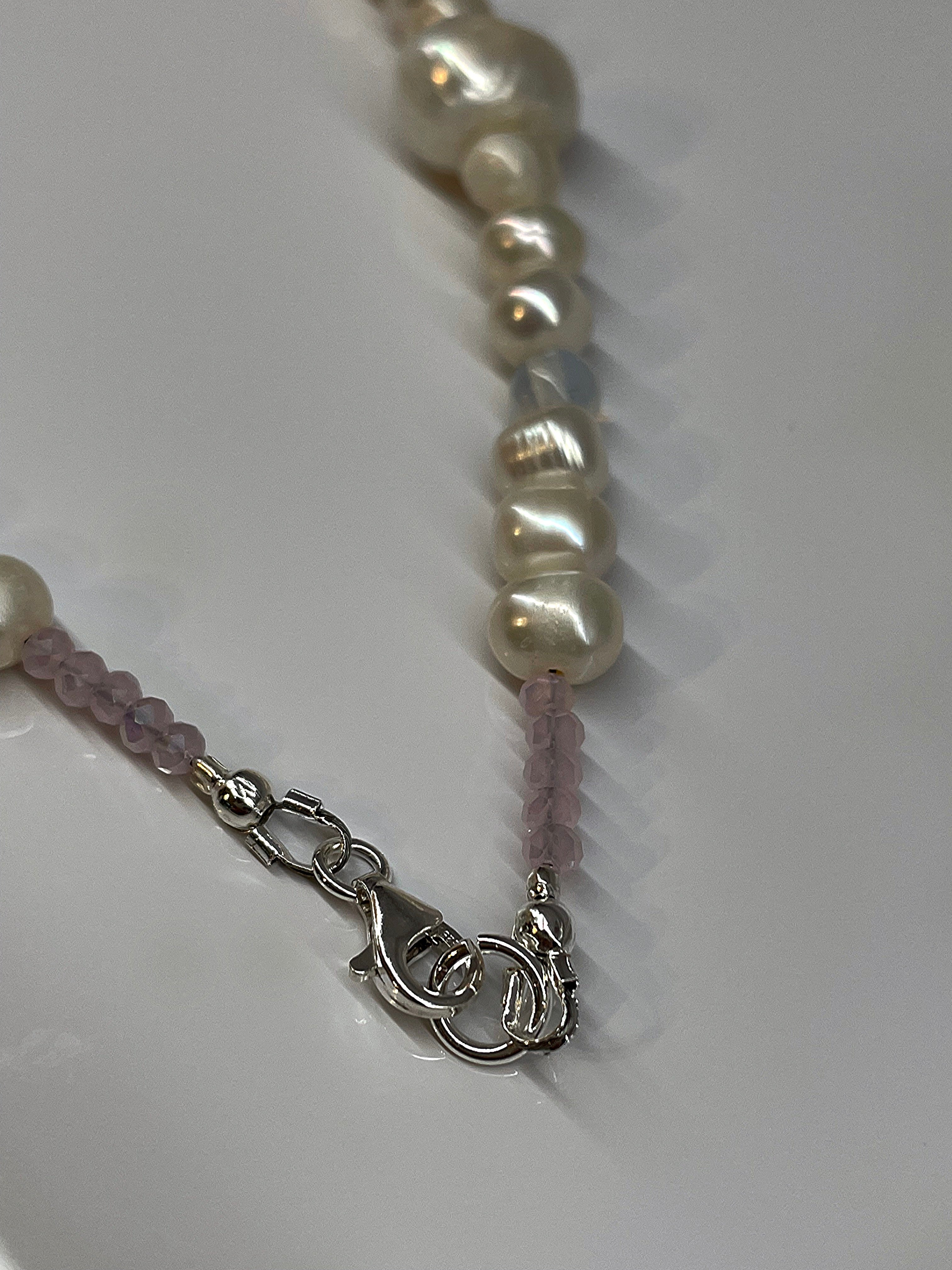 𝓐𝓷𝓰𝓮𝓵𝓲𝓬 Necklace